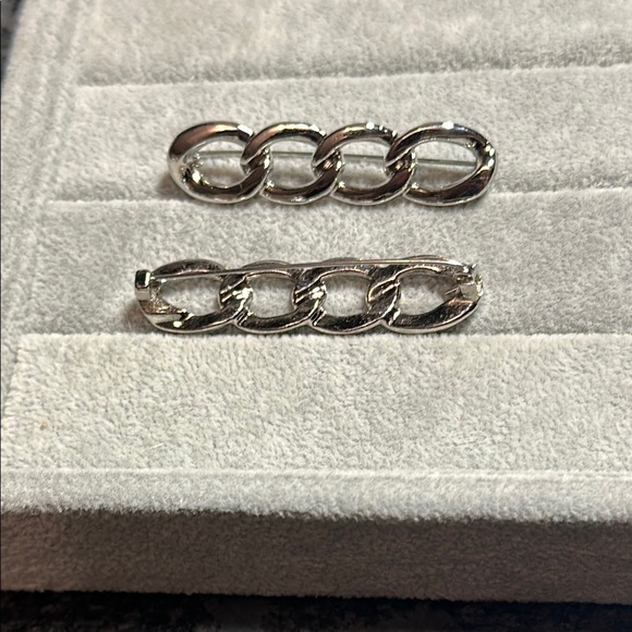 Silver Chain Link Broach set or Scarf Pin Set Silver - Picture 3 of 4